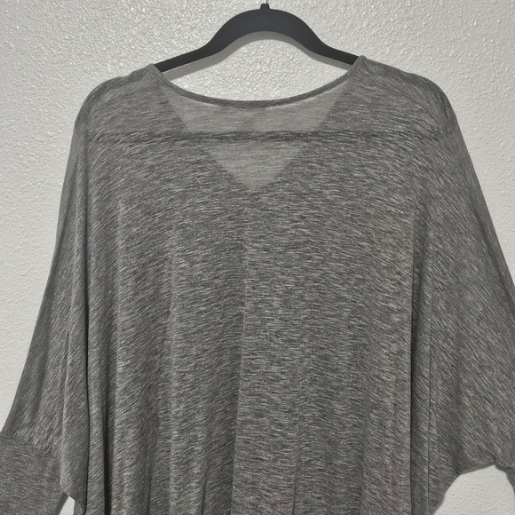 Helmut Lang oversized light weight top size medium - Picture 9 of 11